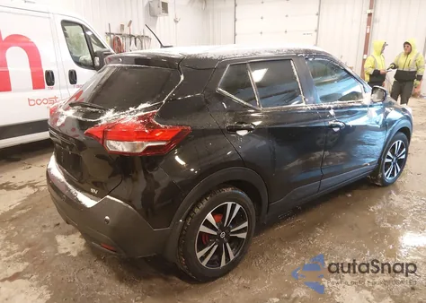 2020 Nissan Kicks Sv Xtronic Cvt z USA, uszkodzony, nr VIN 3N1CP5CV9LL549249